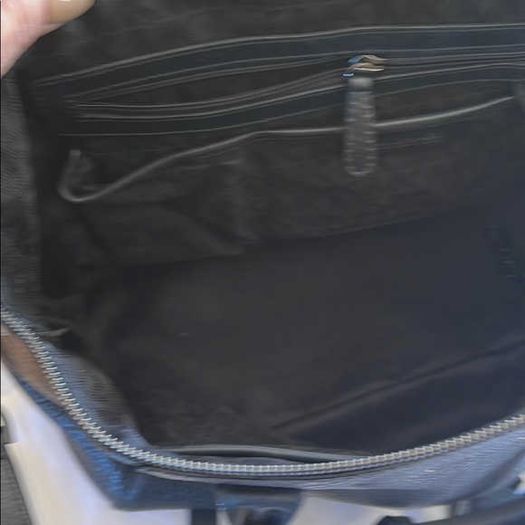 Michael Kors handbag - Picture 3 of 7